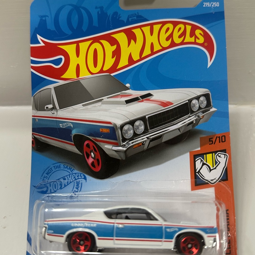 Hot Wheels 2021 Muscle Mania AMC Rebel Machine (collector number 219/250)